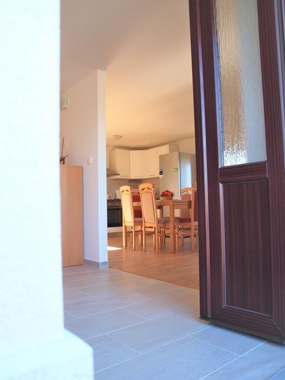 Apartment Rado เวอร์บนิค ภายนอก รูปภาพ
